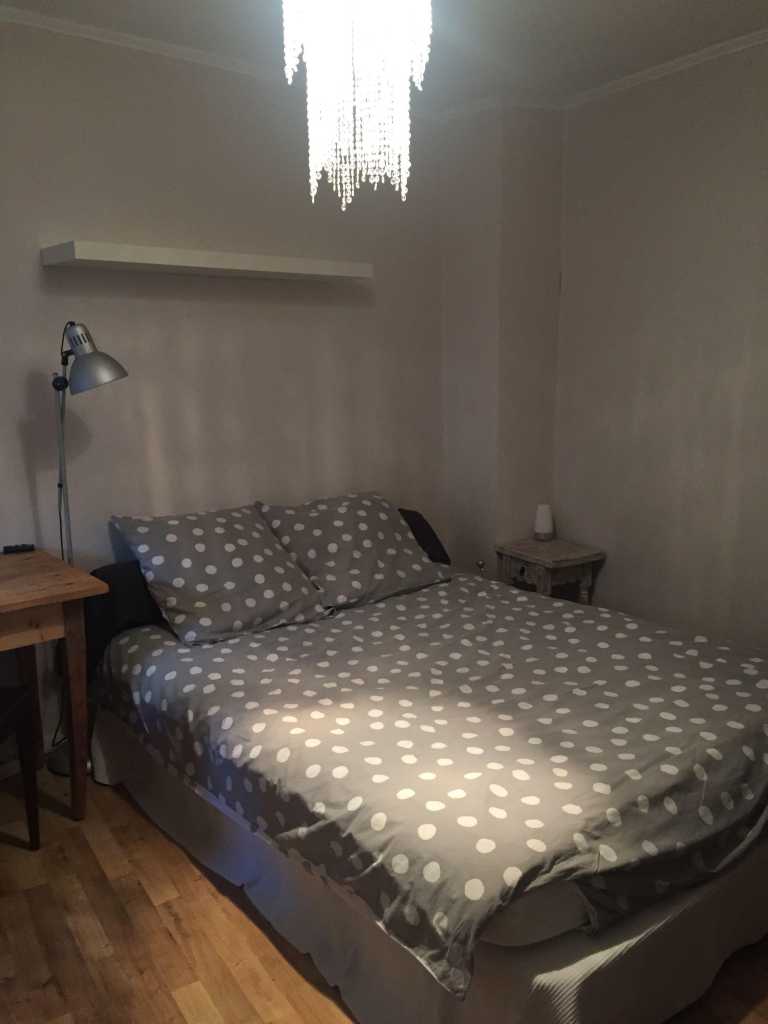 Chambre 1 Pers 3ème étage 20 m2 TOULOUSE Rue Peyras , 3éme étage Hyper centre Métro A Esquirol (1206) - IMG_2558.jpg