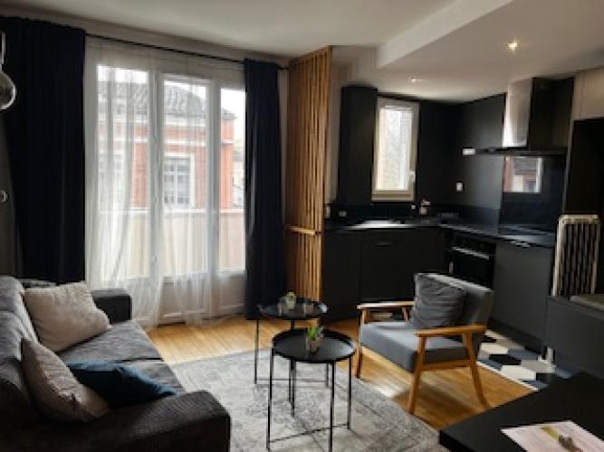 T3 2ème étage 50 m2 TOULOUSE rue Valade Proche centre Métro A Capitole ou St Cyprien République (1609) - IMG_1901.jpg