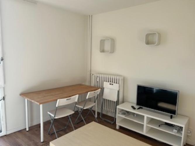 T1 1er étage 25 m2 Toulouse Grande Rue Saint Michel Proche banlieue Métro B Saint Michel Langer (1664) - 05.jpg