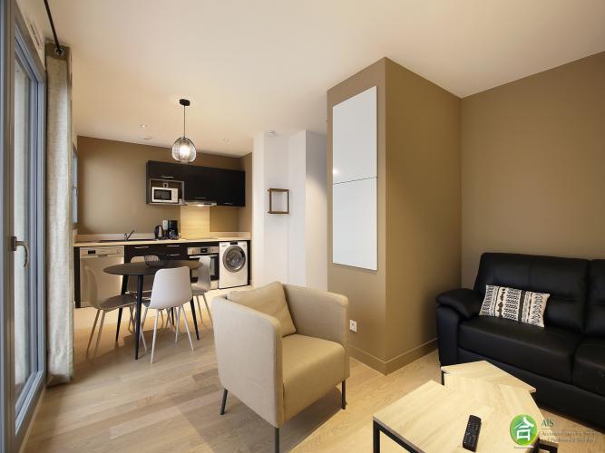 T3 2ème étage 57 m2 Toulouse rue Malcousinat Hyper centre Métro A Esquirol (1693) - web_01_-_Piece_de_vie_03.jpg