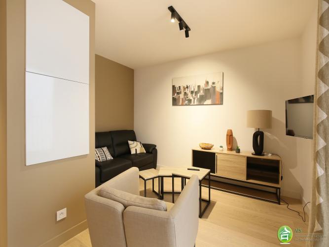 T3 2ème étage 57 m2 Toulouse rue Malcousinat Hyper centre Métro A Esquirol (1693) - web_01_-_Piece_de_vie_05.jpg