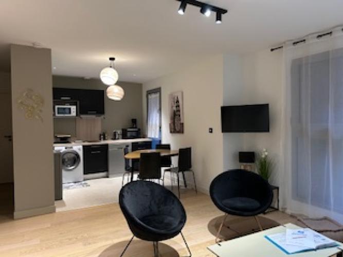 T2 1er étage 45 m2 Toulouse rue Malcousinat Hyper centre Métro A Esquirol (1701) - IMG_1771.jpg