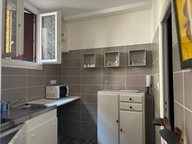 Studio Rez-de-chaussée 26 m2 Toulouse rue des Quêteur Hyper centre Métro B compans Cafarelli (1874) - 1874-05.jpg