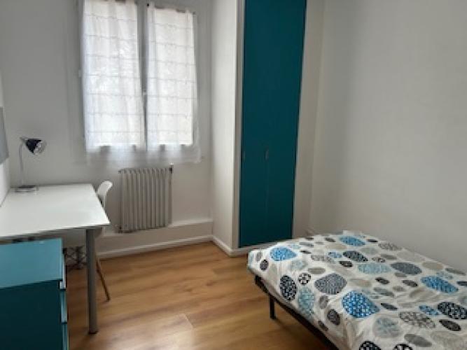 (2012) - IMG_1075.jpg