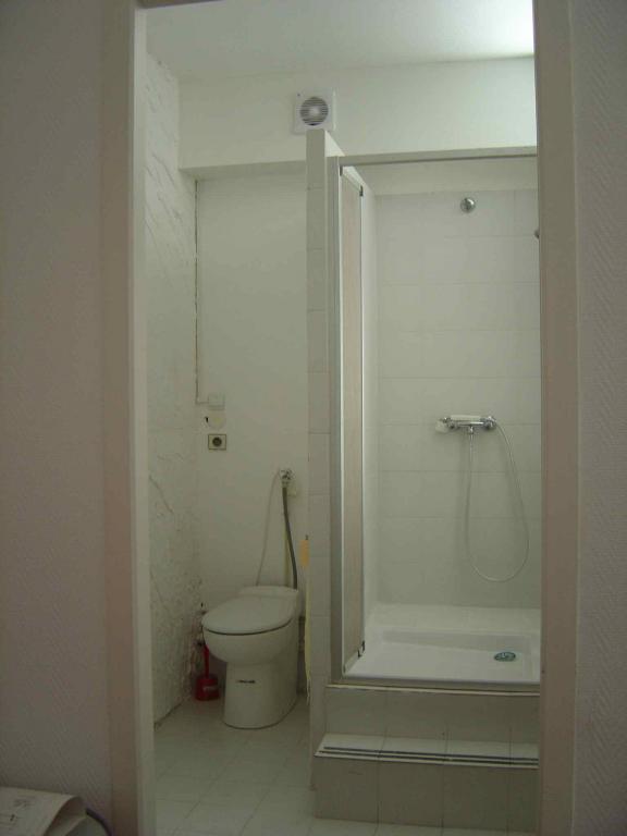 Studio 2ème étage 30 m2 Toulouse Allée Jean Jaurés Hyper centre Métro A et B Jean Jaurés (306) - 306-07.jpg